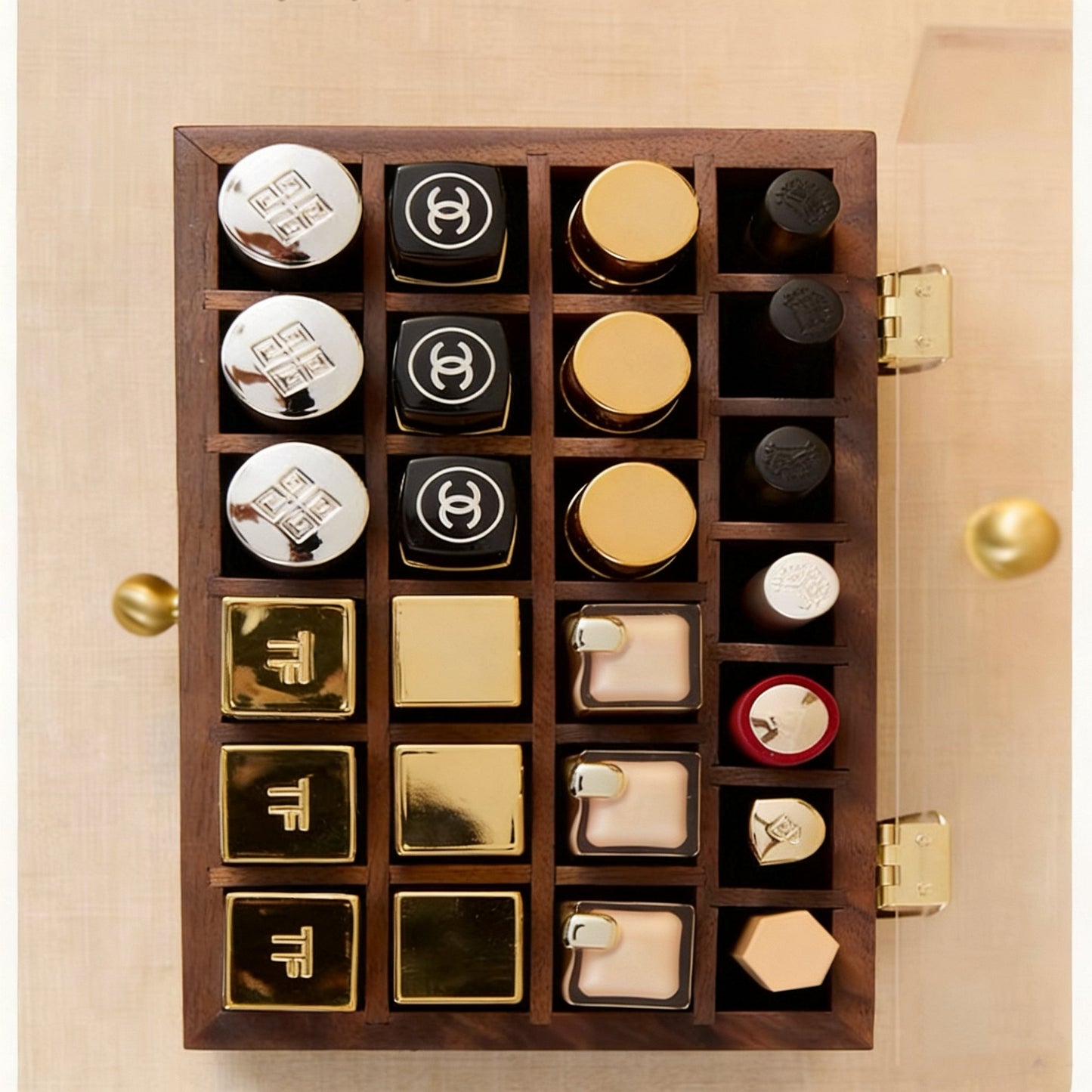 Boîte de rangement pour rouges à lèvres Vanity en noyer massif