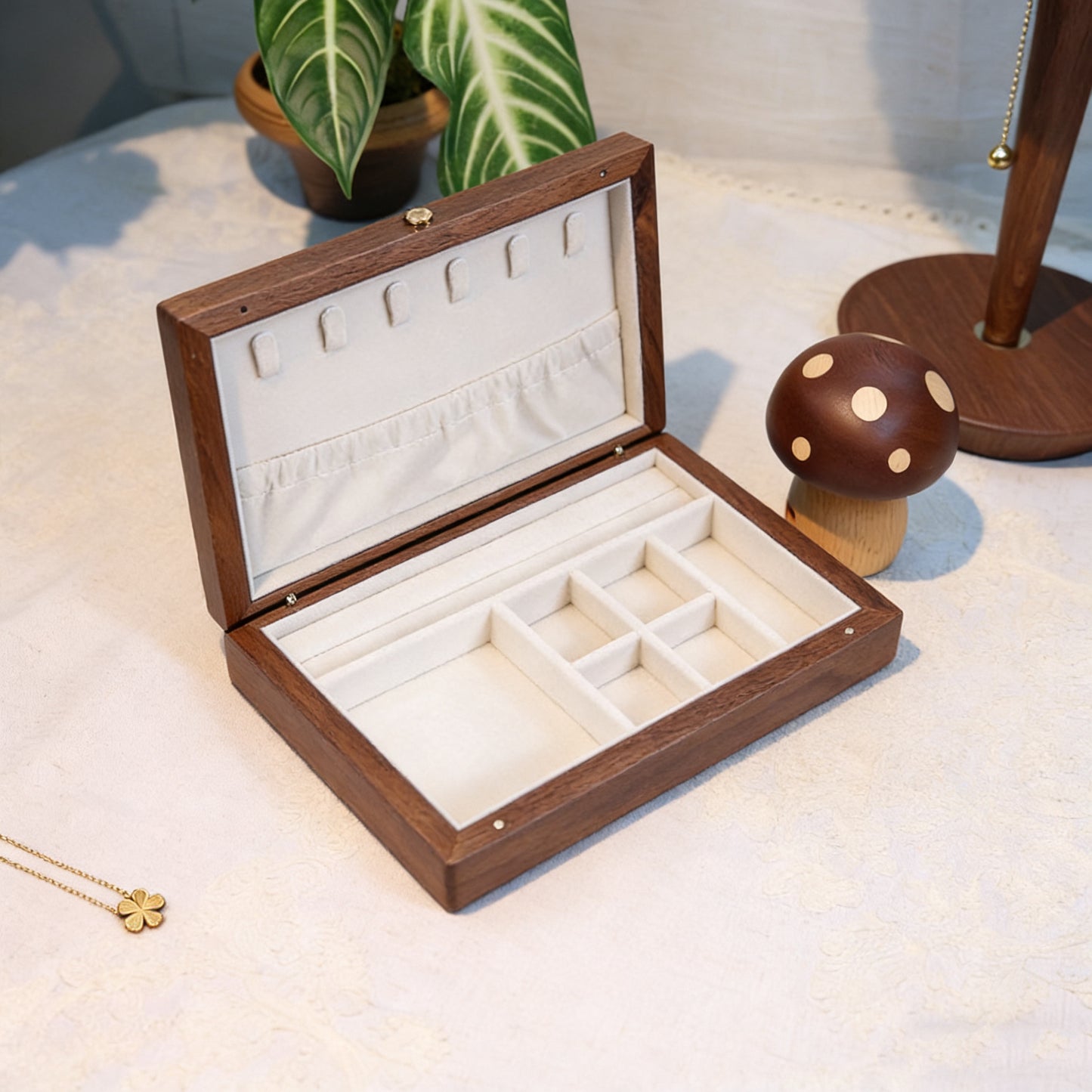 Boîte à bijoux en noyer à motif de grille de cacao