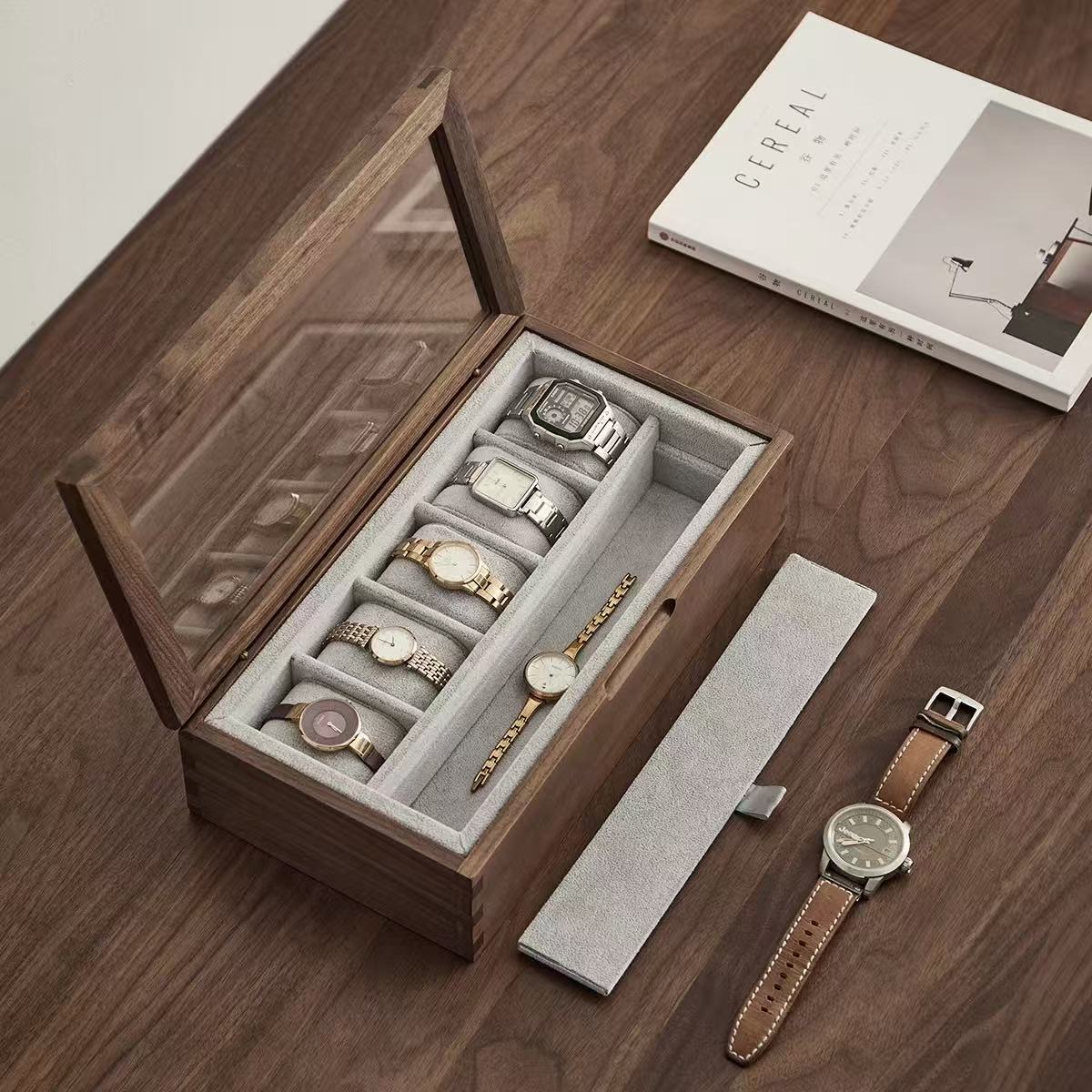 Zeitlose, minimalistische Uhrenbox aus Walnussholz mit Glasdeckel