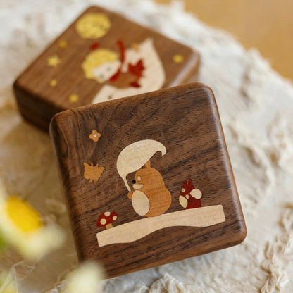 Schmuckkästchen-Kollektion aus edlem Walnussholz