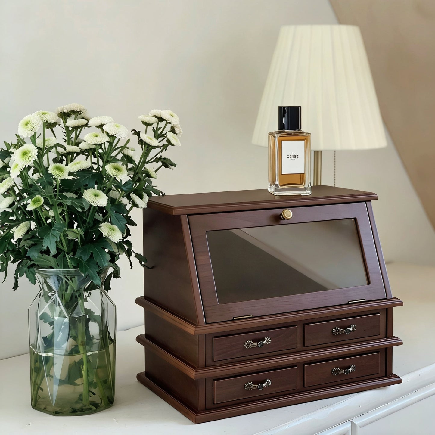 Armoire à bijoux en bois massif pour boudoir