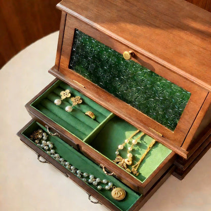 Armoire à bijoux en bois massif pour boudoir