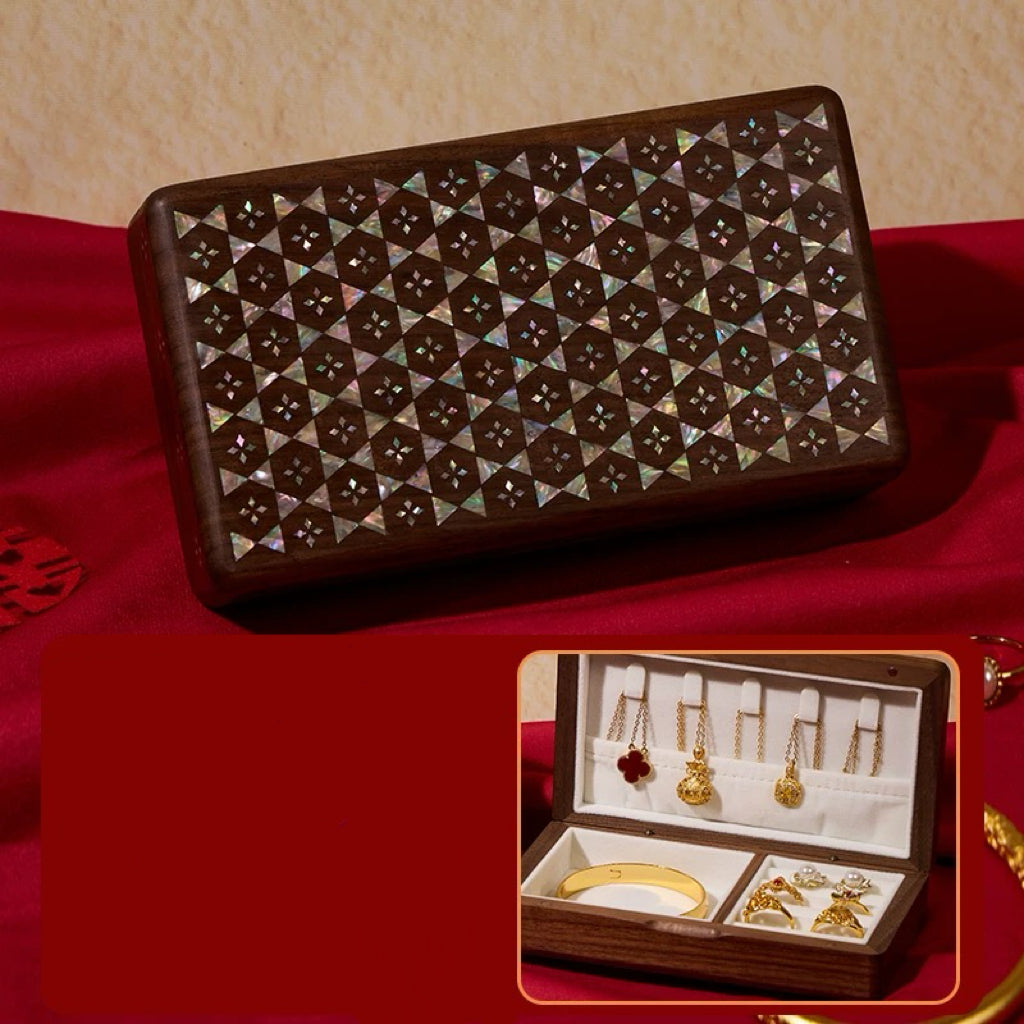 Boîte à bijoux Lumen en noyer massif