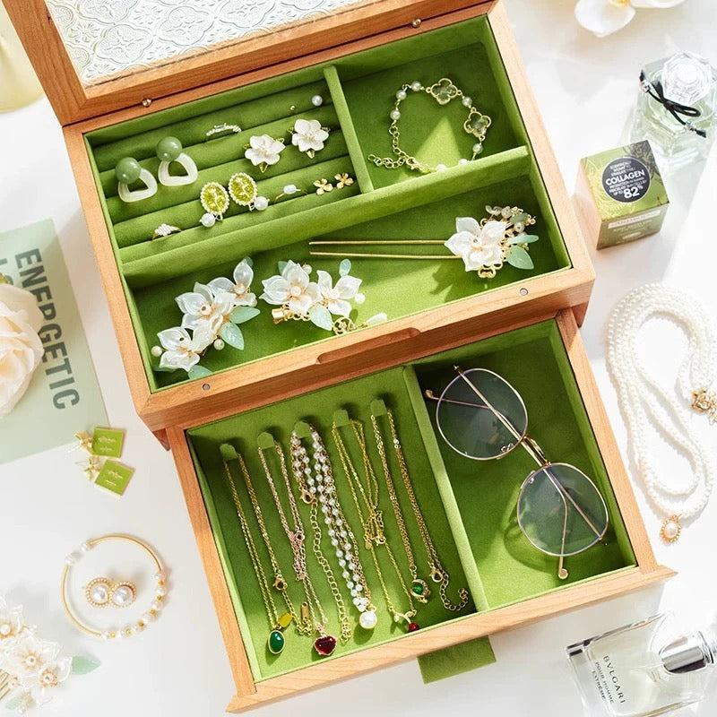 Elowen Schmuckkästchen aus Massivholz und strukturiertem Glas