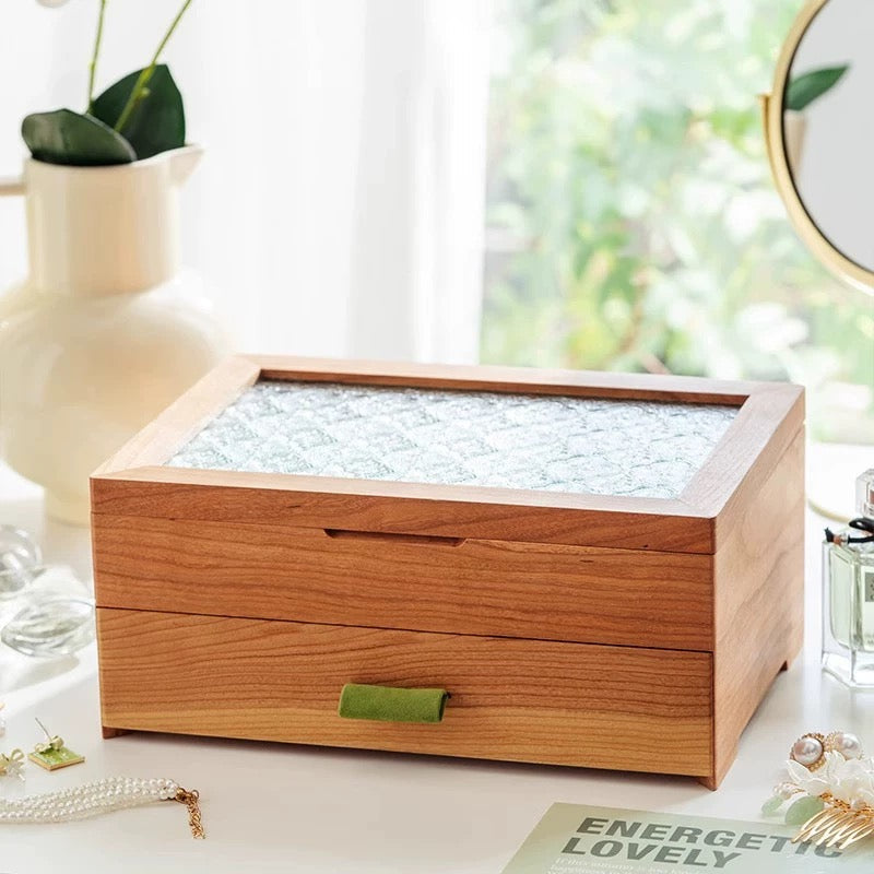 Elowen Schmuckkästchen aus Massivholz und strukturiertem Glas