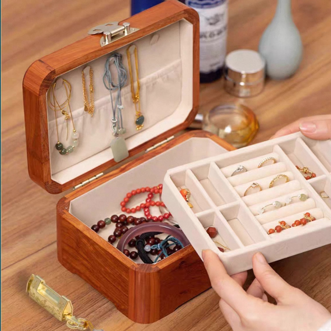 Astra Schmuckkästchen-Organizer aus massivem burmasfarbenem Rosenholz