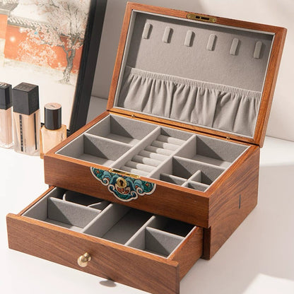 Solin Schmuckkästchen aus Massivholz mit Schloss und zwei Schubladen