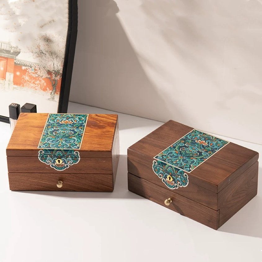 Solin Schmuckkästchen aus Massivholz mit Schloss und zwei Schubladen