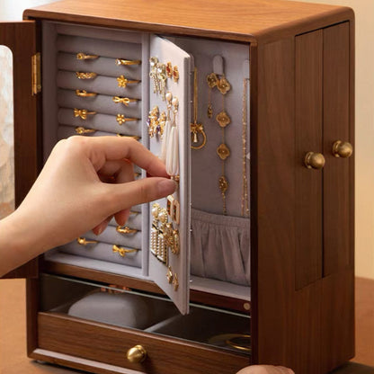 Rosalie Vertikaler Schmuckaufbewahrungsschrank aus massivem Walnussholz