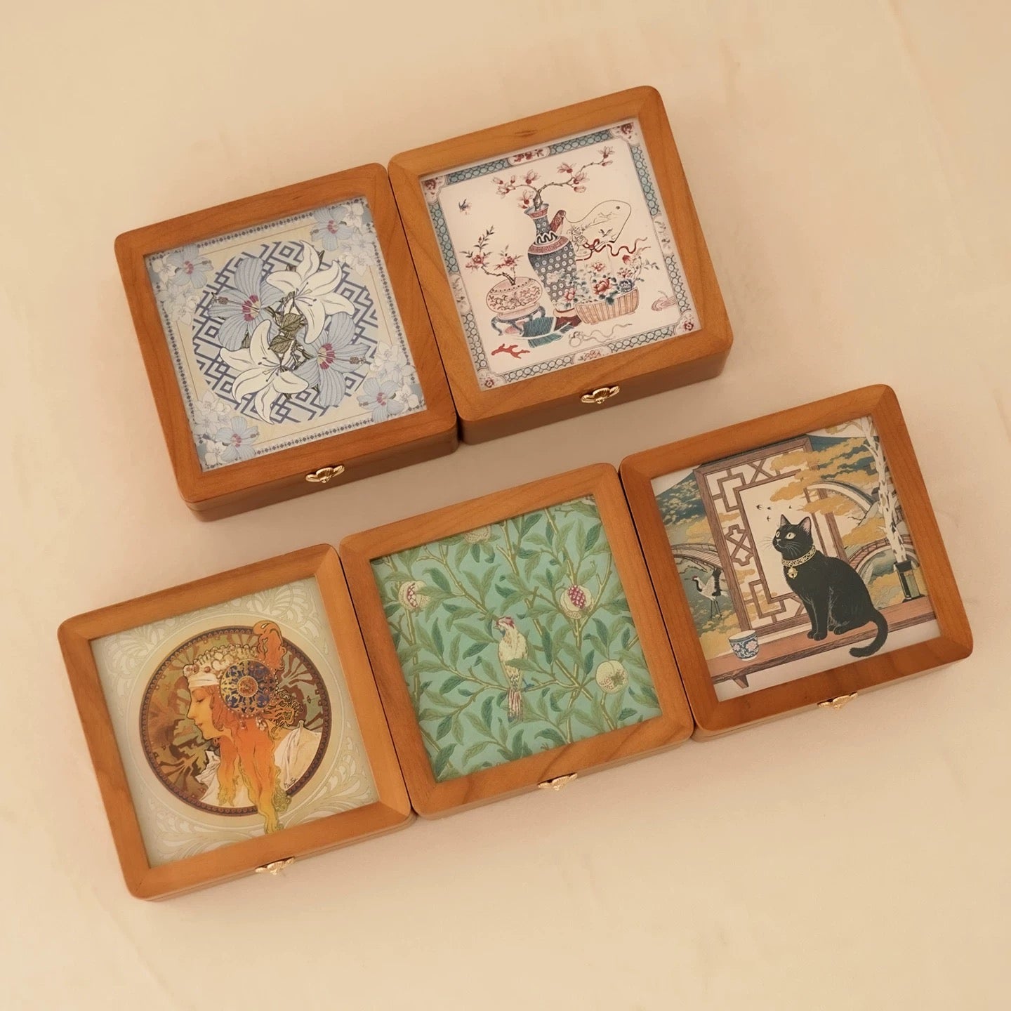 Merrin Solid Cherry Wood Jewelry Box With Creative Art Glass-Top