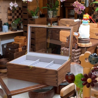 Mira solid wood bracelet organizer box close-up