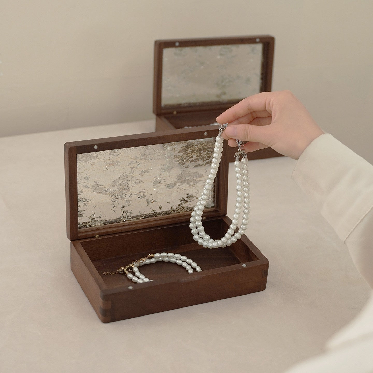 Premium solid walnut jewelry box with laminated art glass top